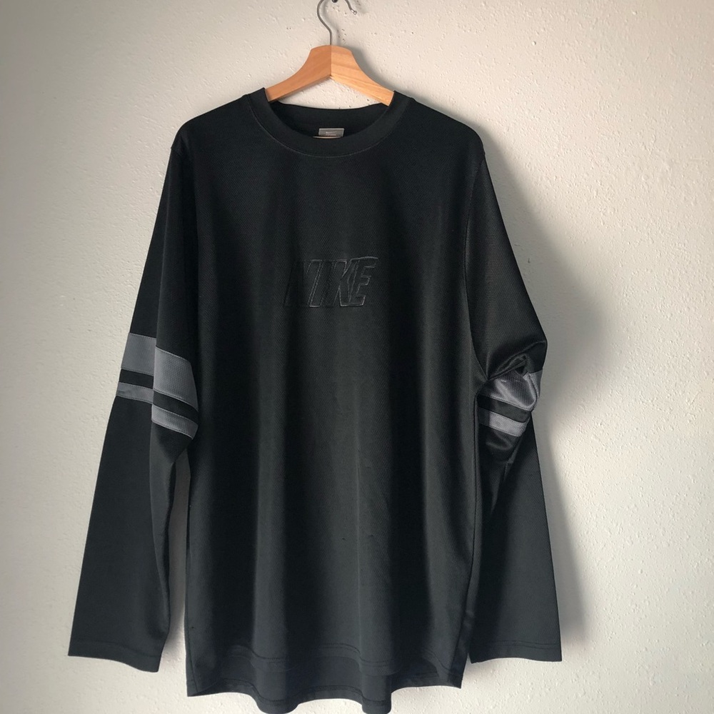 Nike Dri - FIT Sweater